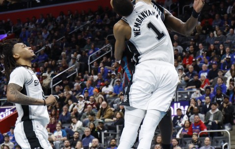 仅次文班&amp;鲨鱼！杜伦单场砍至少30分15板且0失误 历史第3年轻中锋