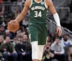 开云官网-字母想复出！哈队：他到底在搞啥 雄鹿和他好聚好散没啥大不了的