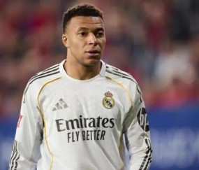 皇马官方确认姆巴佩左膝扭伤将保守治疗|基利安·姆巴佩|医疗服务|皇马医疗服务团队|法国|皇家马德里_新浪体育_新浪新闻